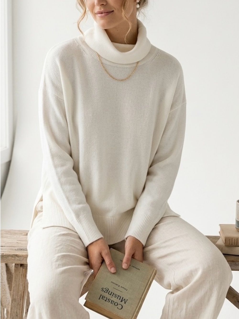 Banana Republic Cozy White Turtleneck Knit Sweater Top Size XS Soft Midweight